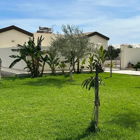Baglio Il Gelso E L'ulivo Il Carrubo Apartment